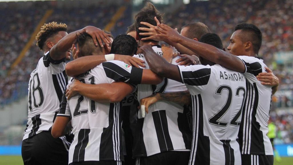 Khedira bezorgt Juventus zege bij Lazio