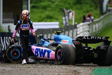 🎥 | Niks aan het handje: ook vrije training 2 in Japan is prooi voor Verstappen na harde crash Gasly