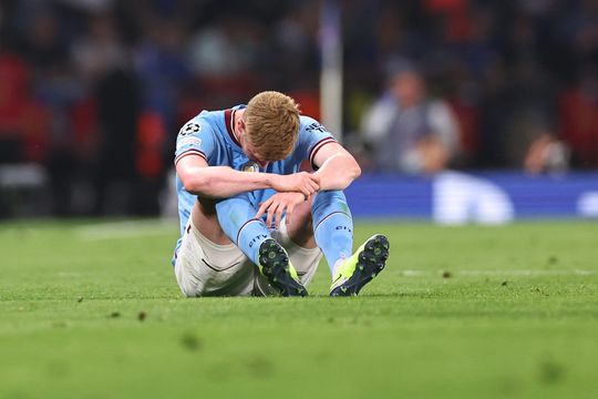 Déjà vu: Kevin De Bruyne raakt opnieuw geblesseerd in finale Champions League