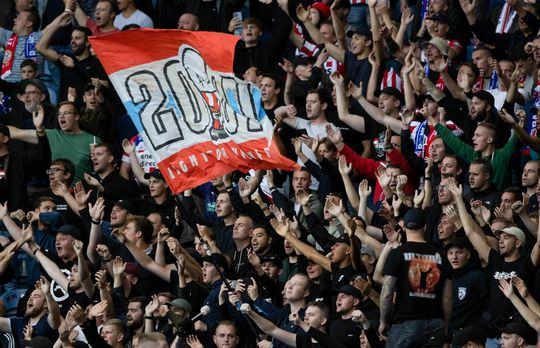 Dé wedstrijd van het jaar? Slechts klein plukje PSV-fans reist af naar Schotland