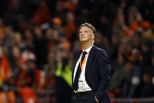 Kijk nu LIVE naar de persconferentie van Louis van Gaal over de WK-selectie van Oranje