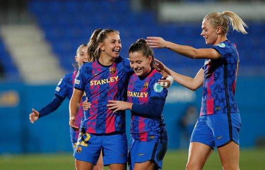 🎥😍 | Waanzinnige sologoal van Lieke Martens in de Champions League