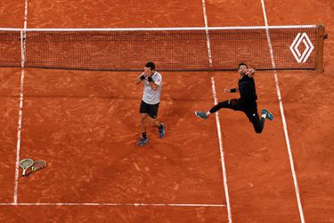 🎥 | 2e Nederlandse titel op Roland Garros! Jean-Julien Rojer overleeft matchpoints en wint mannendubbelfinale