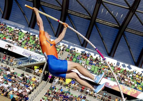 Menno Vloon mist aanvangshoogte in WK-finale polsstokhoogspringen