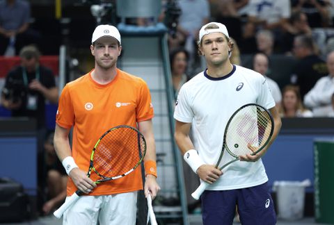 Valse start Davis Cup voor Nederlandse tennissers: Botic van de Zandschulp in 2 sets onderuit