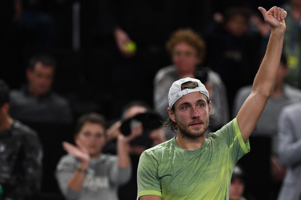 Pouille gaat door naar ATP-finale in Marseille en treft Chatsjanov