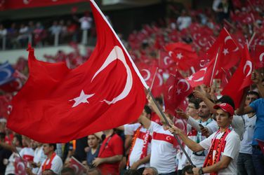 Turkije als beste nummer drie rechtstreeks naar Frankrijk