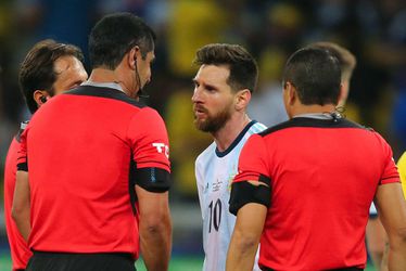 Messi boos op scheidsrechters: 'Ze stonden aan de kant van Brazilië'
