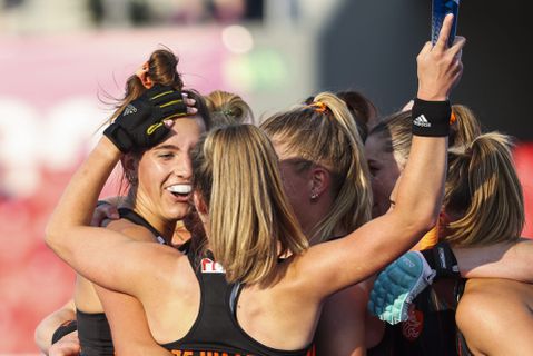 Nederlandse hockeyvrouwen laten zich niet door Australië afremmen: weer een WK-finale