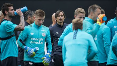 PSV hoopt dat sterkhouders blijven