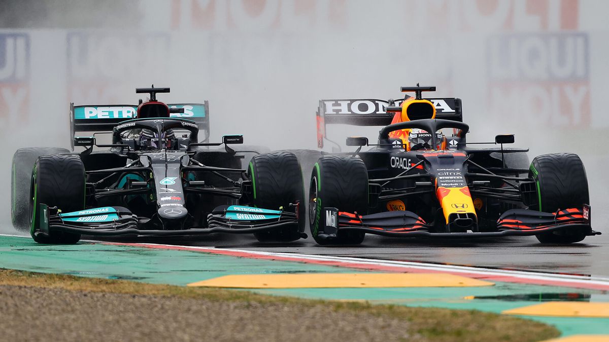 Moet Max Verstappen dit weekeinde buienradar checken? Flinke kans op regen in Imola