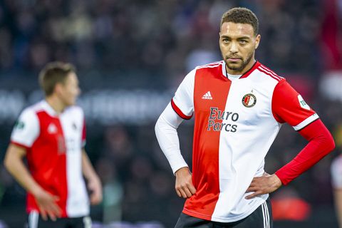 Feyenoord moet het doen met gelijkspel na krankzinnig hotse knotsepartijtje tegen Slavia
