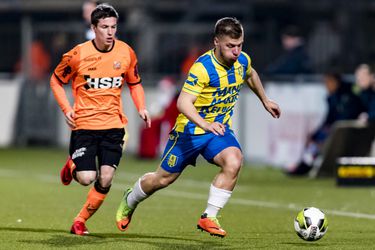 Dylan Seys zet RKC op 1-0 tegen Volendam met een heerlijke goal (video)