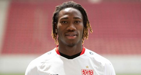 Vitesse huurt Nederlandse spits Mohamed Sankoh van Stuttgart