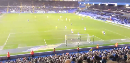 Arme Birmingham-fan in skybox wordt gepest door uitvak na late treffer (video)