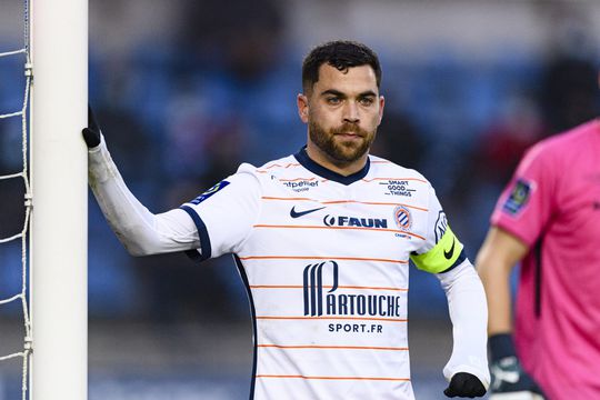 🎥 | Panenka-fail van Montpellier-speler Téji Savanier: 'Boos op mezelf'