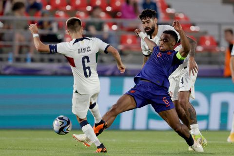 Jong Oranje-captain Quinten Timber baalt van cruciale schorsing: 'Vond het geen geel'