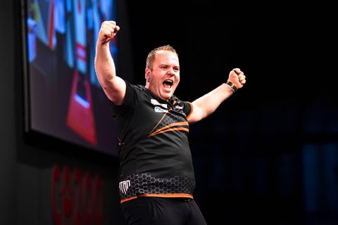 Noppert en Van Duijvenbode naar 2e ronde in Hildesheim, Van der Voort meteen klaar