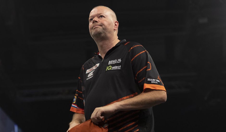 Van Barneveld maakt ondanks vroege uitschakeling op Grand Slam flinke jump op PDC-ranking