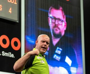 🎥​ | Michael van Gerwen over klagende James Wade: 'Dat is typisch zo'n smoesje van hem'