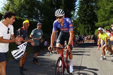 Mathieu van der Poel stapt af in 11e etappe Tour de France