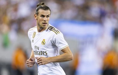 'Bale in China om miljoenentransfer af te ronden'