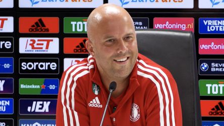 🎥 | Feyenoord-coach Arne Slot: 'Ontzettend tevreden met de spelers die we hebben gehaald'