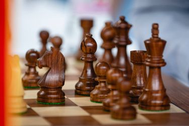 19-jarige schaker uit NK gezet na valsspelen tegen 10-jarige: 'Hij moest vaak naar de wc'