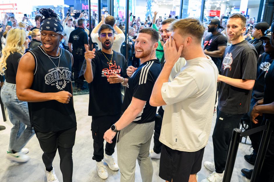 Deze influencers voetballen in de wedstrijd tussen Sidemen en YouTube All-Stars