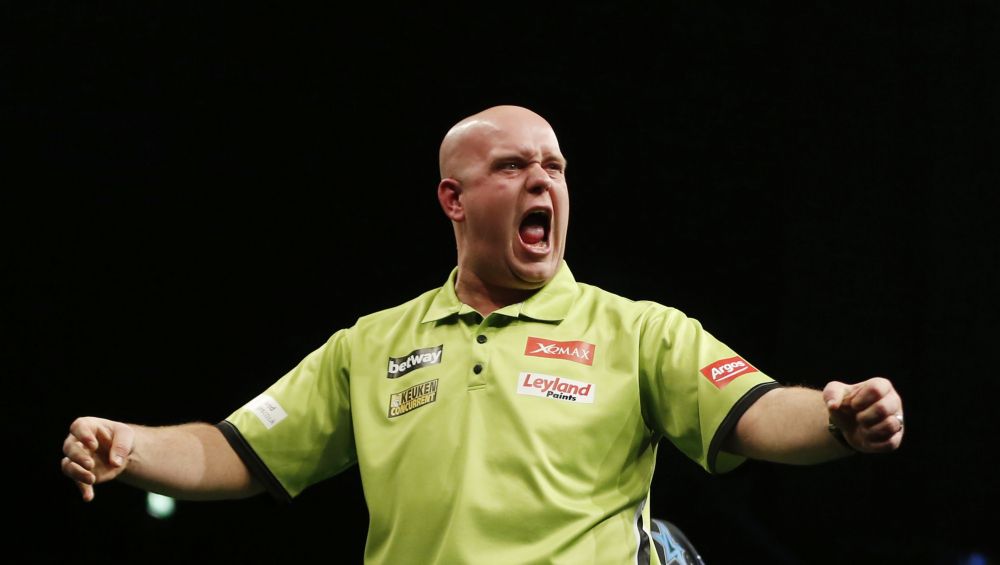 Dit is de indrukwekkende prijzenlijst van Michael van Gerwen in 2016