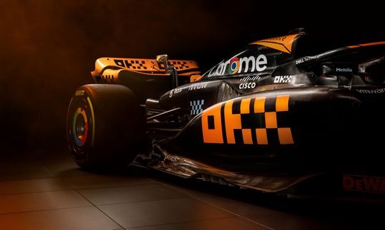 📸 | Met deze speciale livery scheurt McLaren rond bij de Aziatische grands prix