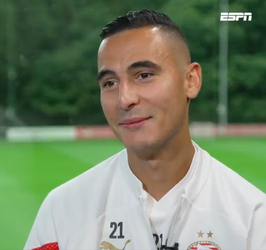 El Ghazi blijft in Eindhoven, mocht PSV van Feyenoord winnen: 'Ik ga dan niét naar Rotterdam'
