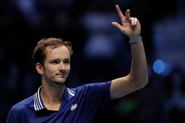 Titelhouder Daniil Medvedev bereikt finale van ATP Finals