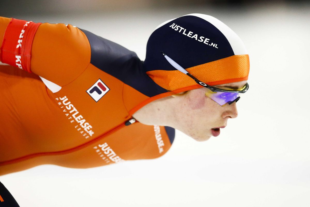 De Jong niet te stoppen in Thialf: weer een gouden plak op de NK