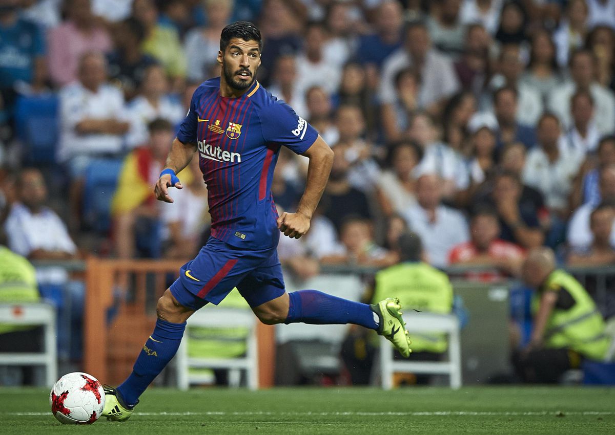 Barcelona moet Suárez 4 tot 5 weken missen