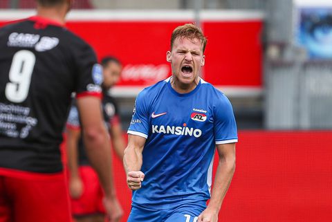 TV-gids: op deze zender kijk je naar de wedstrijd tussen Vaduz en AZ