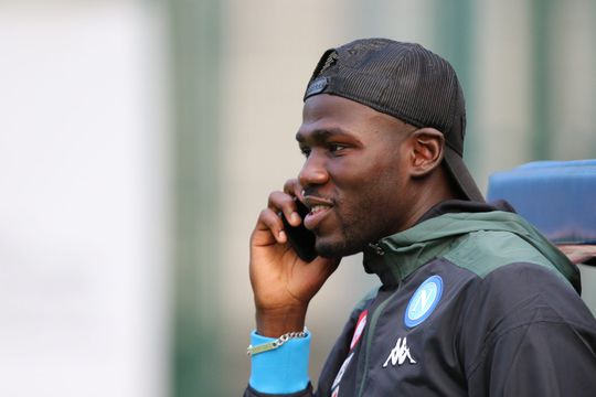 Real Madrid zet Napoli-verdediger op lijstje met Škriniar en De Ligt, Ancelotti duidelijk: 'Koulibaly blijft hier'