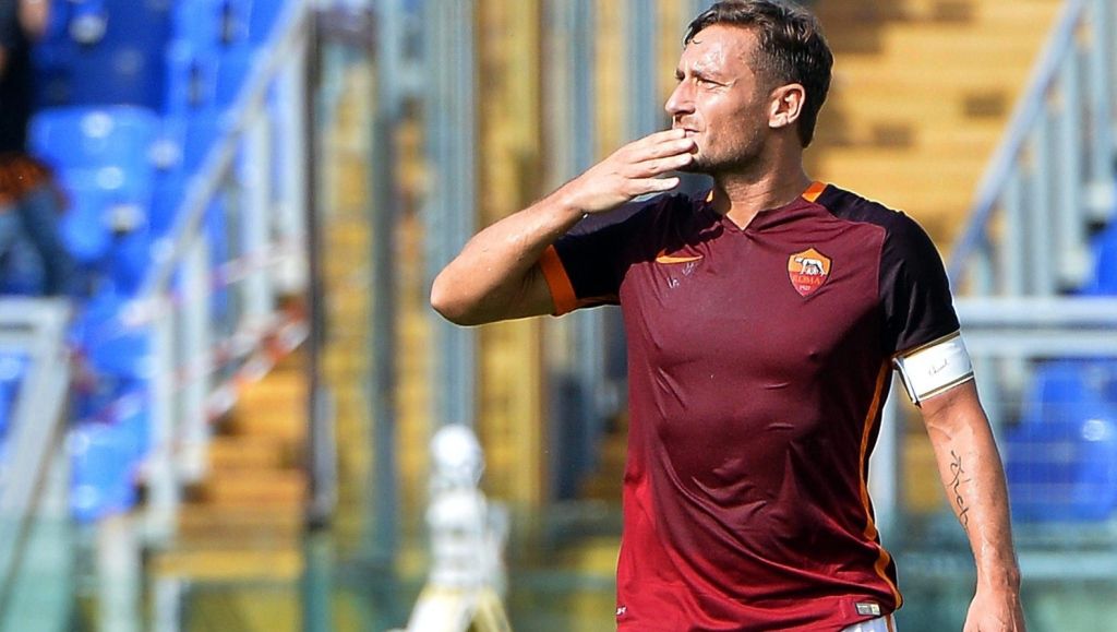 'Francesco Totti uit de selectie gezet na kritiek op coach'