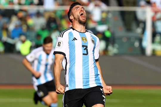 Nicolás Tagliafico helpt Argentinië aan zege in benauwd Bolivia