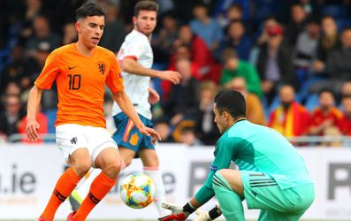 ZIEK! Nederland U17 naar EK-FINALE na gruwelijke slotfase