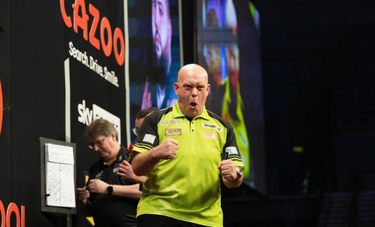 🎥 | Nederlanders blijven winnen: Van Gerwen wint Players Championship 7