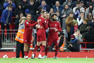 🎥  | Eigen goals van flaterende Faes helpen Liverpool aan zege op Leicester