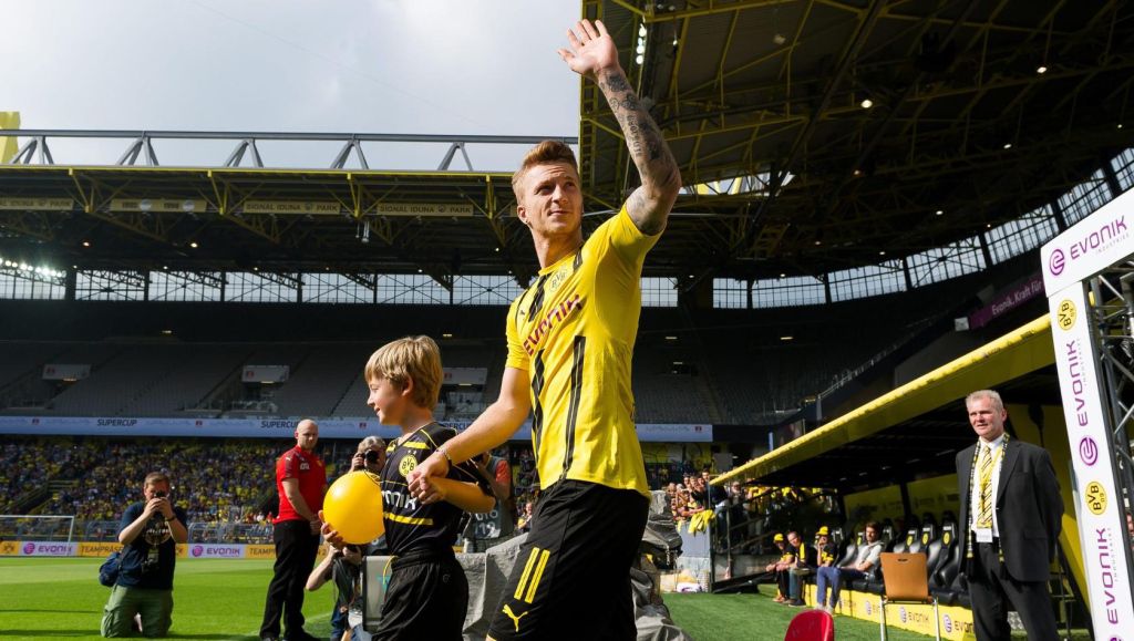 Reus de Dortmund-held is eindelijk terug in training