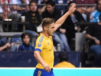 Doyle scoort heerlijke kopgoal in MLS (video)