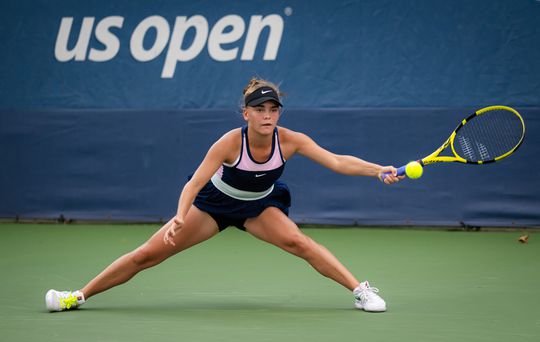 Sara Bejlek (16) onder vuur na intieme knuffel van vader bij US Open: 'Het zal niet meer gebeuren'