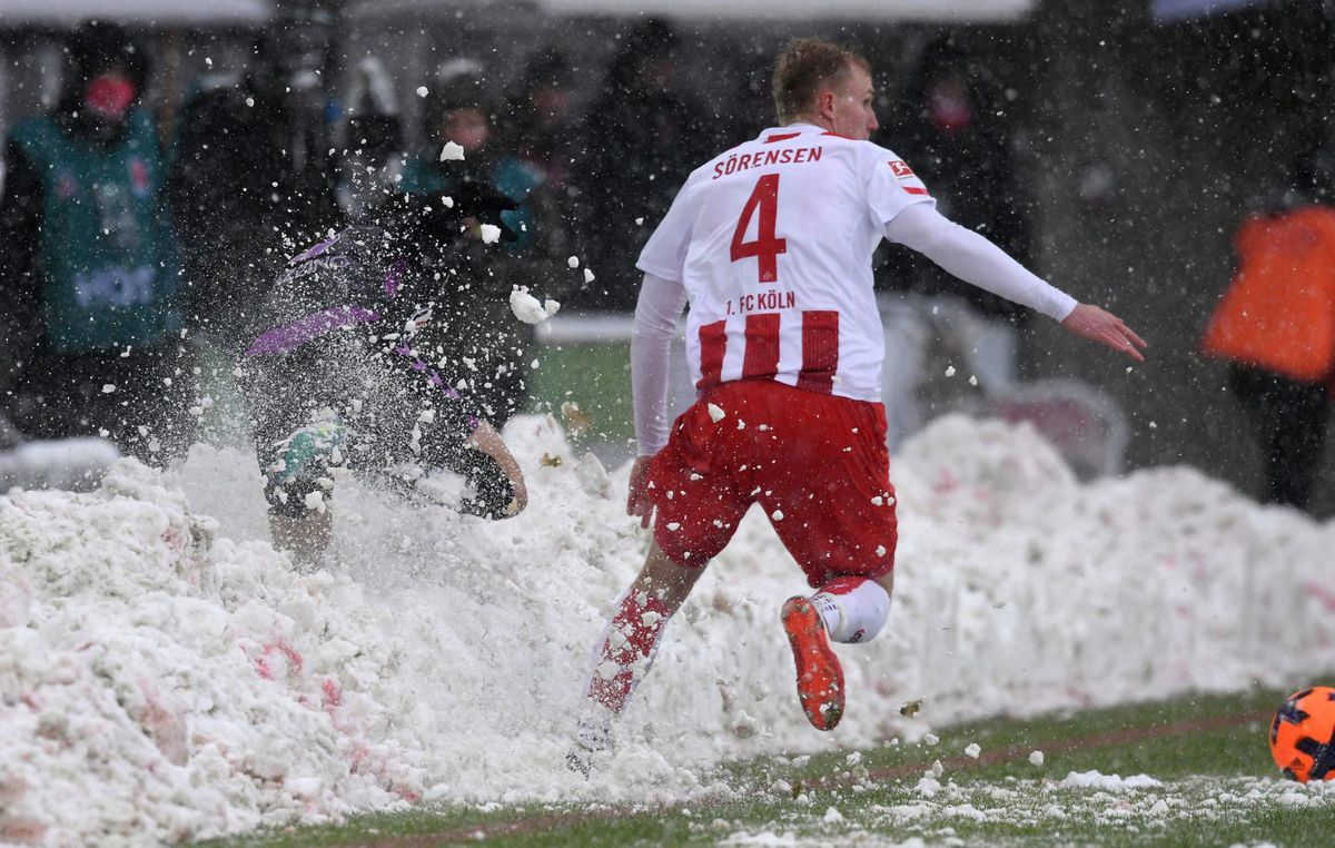 FC Köln komt met 3-0 voor, maar gaat er uiteindelijk met 3-4 af