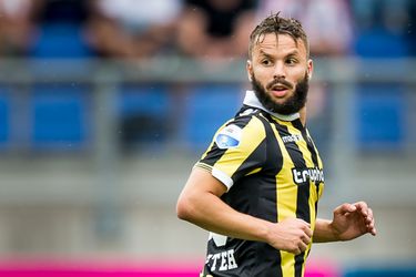 Achenteh aast op vertrek bij Vitesse: 'Ik wil gewoon spelen,'