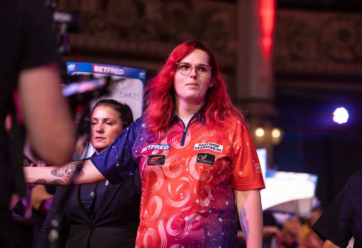 World Matchplay-avontuur van Noa-Lynn van Leuven zit er gauw op: 4-0  verloren van Beau Greaves