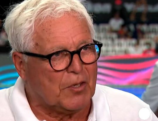 🎥​ | Van den Hoogenband over bewusteloze synchroonzwemster: 'Kan niet bij alles de lifeguard sturen'
