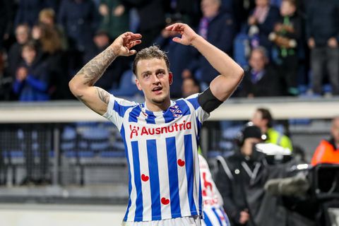 Nick Bakker van Friesland naar Qatar: 29-jarige verdediger tekent contract bij Al-Arabi